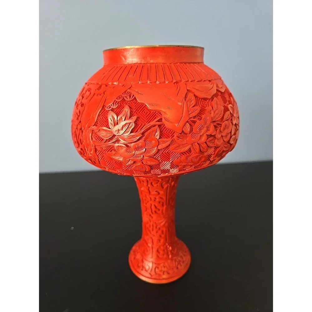 VTG CHINESE HAND CARVED FLORAL RED CINNABAR BLUE ENAMEL BRASS‎ LACQUER VASE 9.5